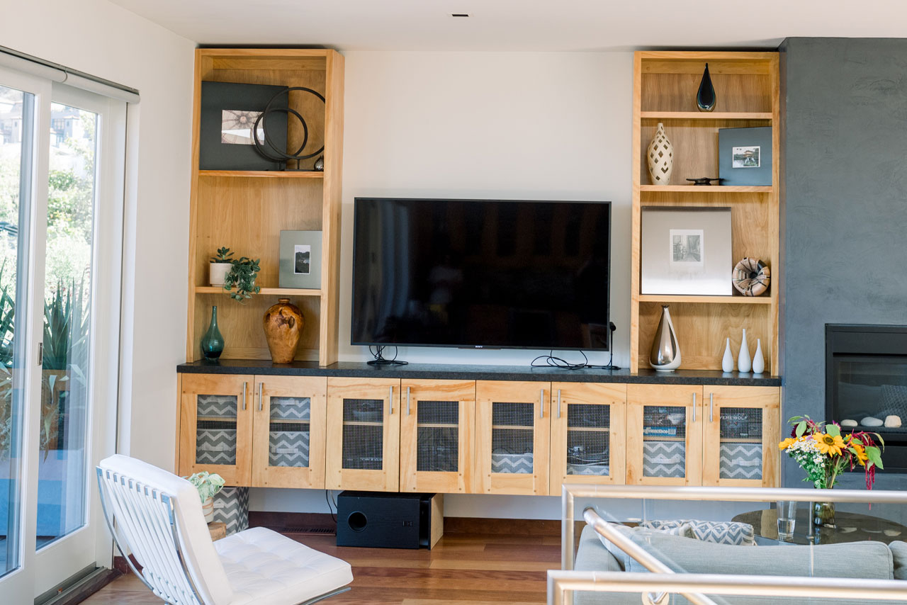 FS A Serene Space With a Stylish Home Office