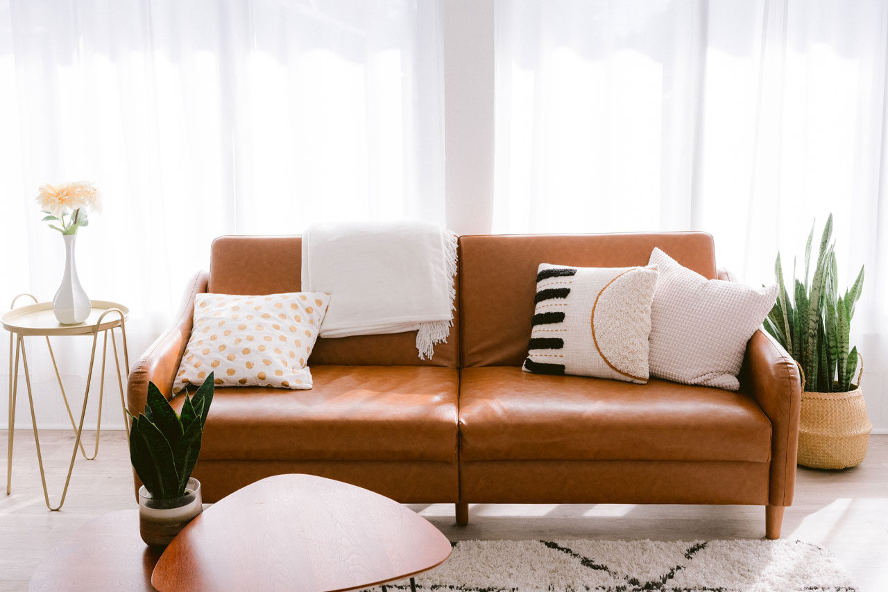 FS A Light, Airy Flat is Given an Elegant Update